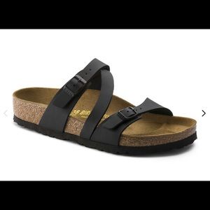 Black Salinas Birkenstock’s 41